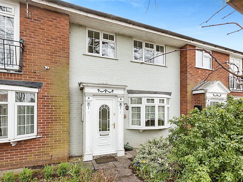 3 bed end terrace house for sale in Barkby Road, Syston, Leicester