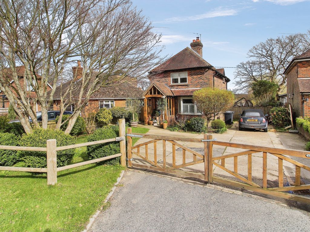 2 bed detached house for sale in Maynards Green, Heathfield, East