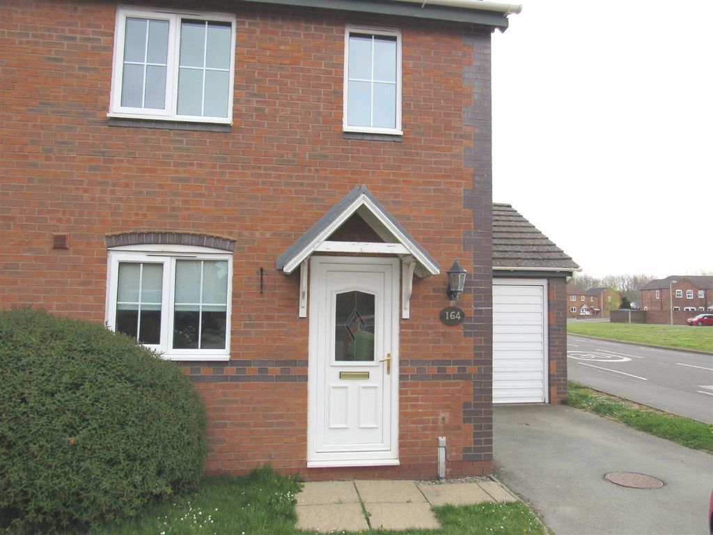 2 bed semidetached house to rent in Cabin Lane, Oswestry SY11, £775