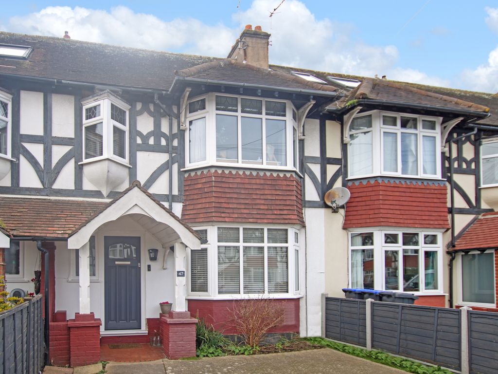 3 bed terraced house for sale in Avenue, Broadwater, Worthing