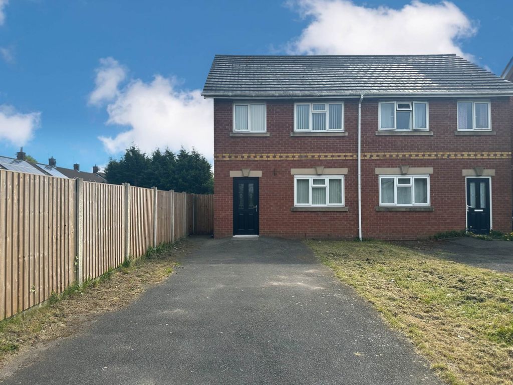 3 bed semidetached house for sale in Mintor Road, Northwood L33, £