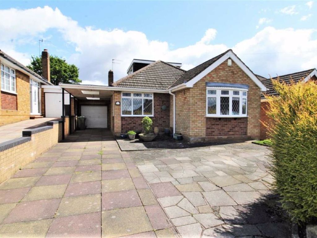 3 bed detached bungalow for sale in Shakespeare Road, Straits, Lower