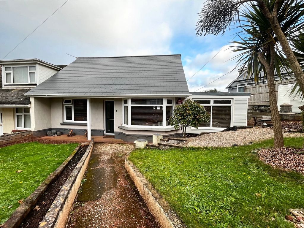 3 bed semidetached house for sale in Crescent, Paignton TQ3