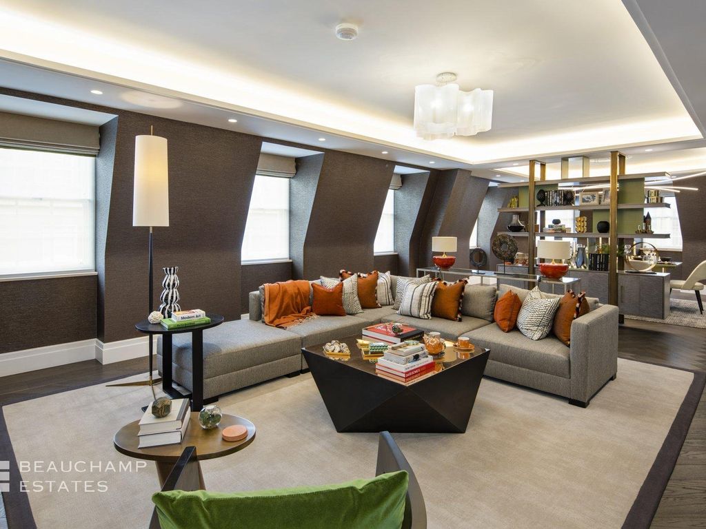 Queen Anne's Gate, Westminster SW1H  