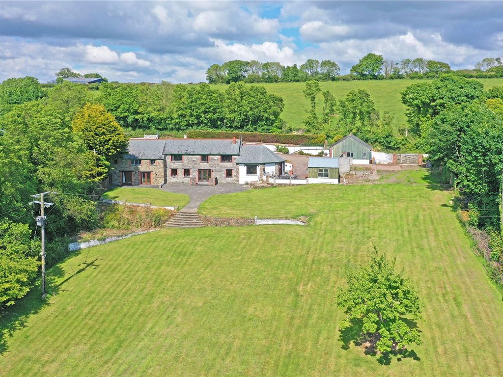 7 bed detached house for sale in Lombard Farm, Lanteglos, Fowey PL23 Zoopla