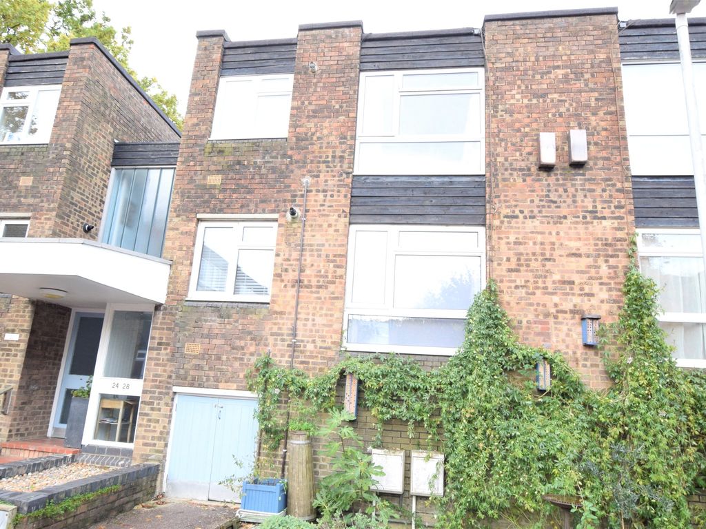 1 bed flat to rent in Tudor Court, Tunbridge Wells, Kent TN2, £950 pcm