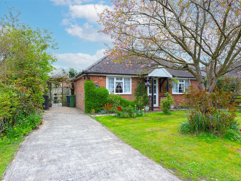 2 bed bungalow for sale in Bexmoor Way, Old Basing, Basingstoke, Hampshire RG24 Zoopla