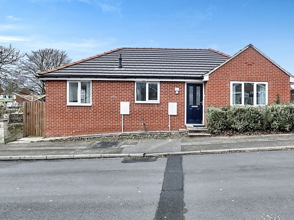2 bed bungalow for sale in Norfolk Drive, North Anston, Sheffield