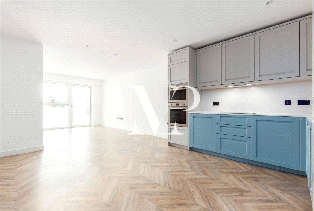 2 bed flat to rent in Yorke Apartments, Royal Exchange, 5 Wheatfield