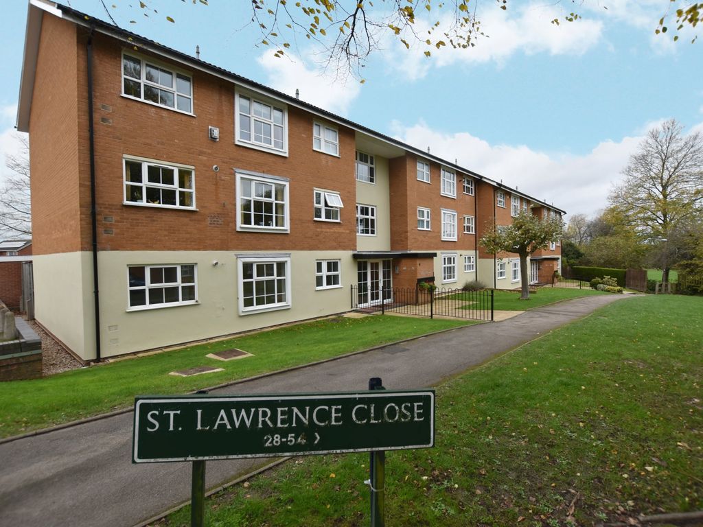 2 bed flat for sale in St. Lawrence Close, Knowle, Solihull B93, £