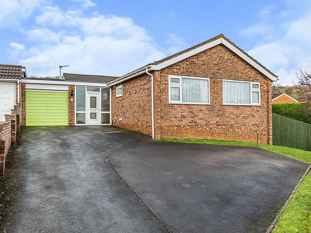 3 bed bungalow for sale in Church Road, Worle, WestonSuperMare