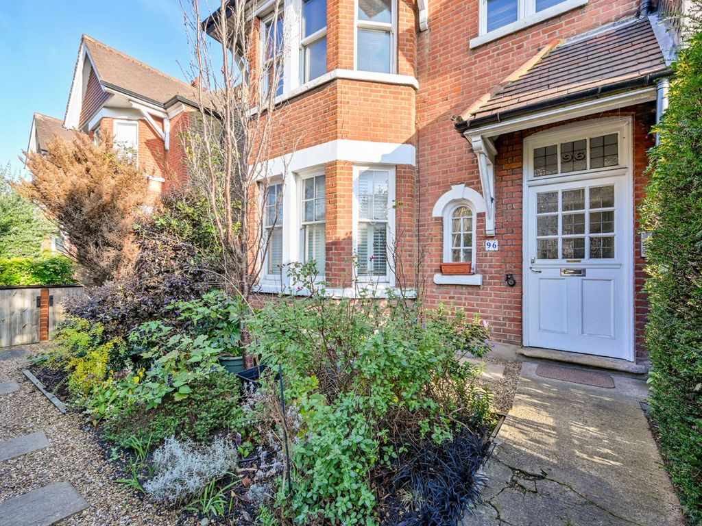 Dukes Avenue, Chiswick, London W4  