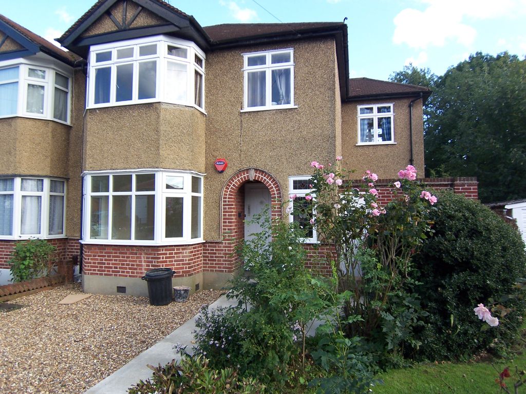 1 bed flat to rent in Sutton Close, Eastcote, Pinner HA5 Zoopla