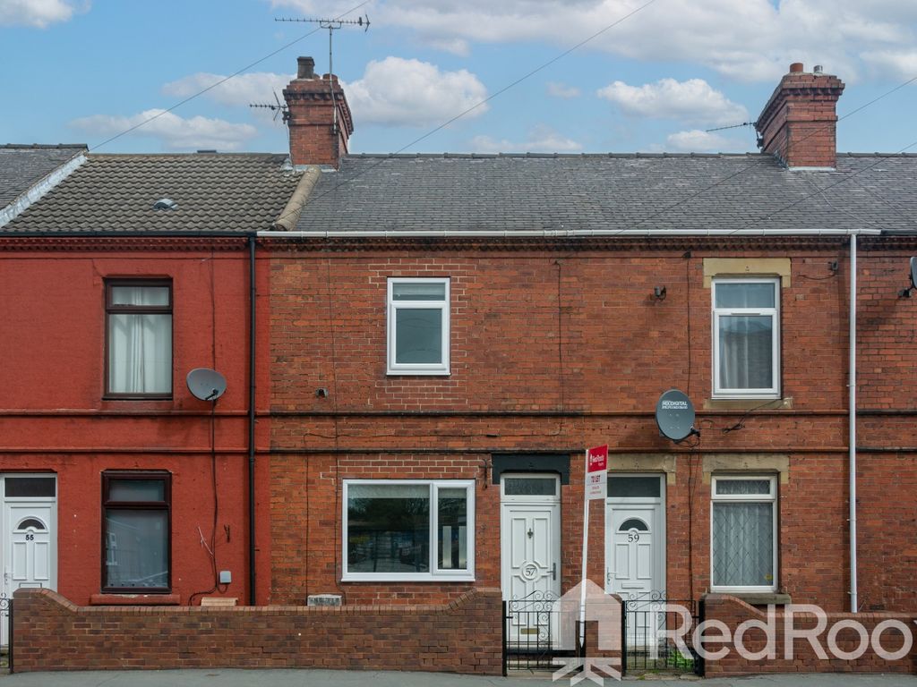 2 bed terraced house to rent in Barnsley Road, South Kirkby, Pontefract