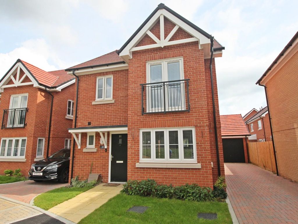 4 bed detached house for sale in Pegasus Avenue, Netley Abbey