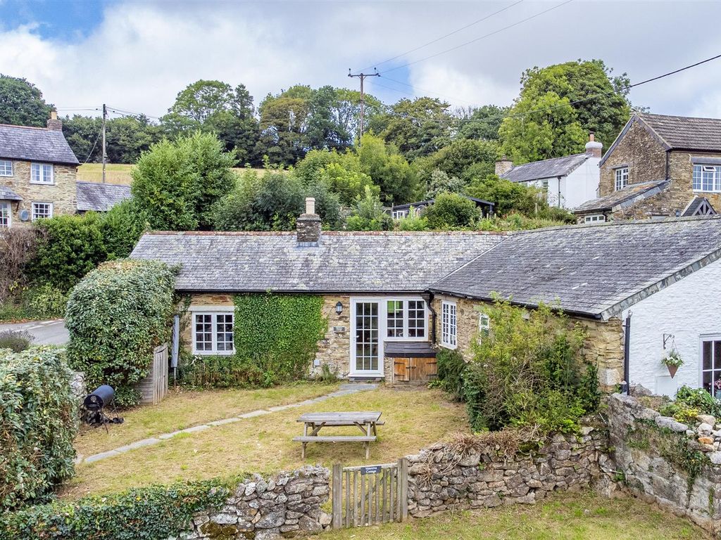 2 bed cottage for sale in Duloe, Liskeard PL14, £280,000 Zoopla