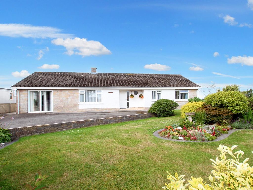 4 bed detached bungalow for sale in Beulah Road, Bryngwyn, Newcastle