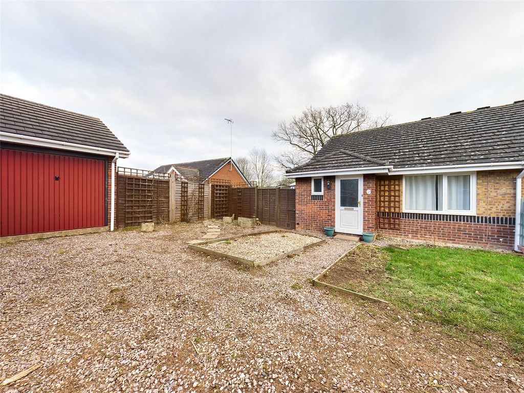2 bed bungalow for sale in Watson Grove, Abbeymead, Gloucester