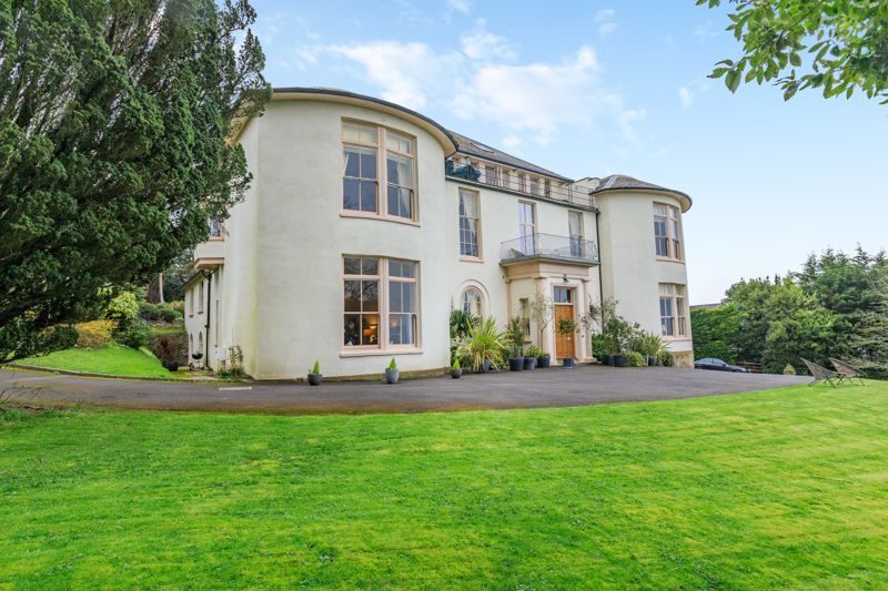 3 bed flat for sale in Sidmouth Road, Lyme Regis DT7, £735,000 Zoopla