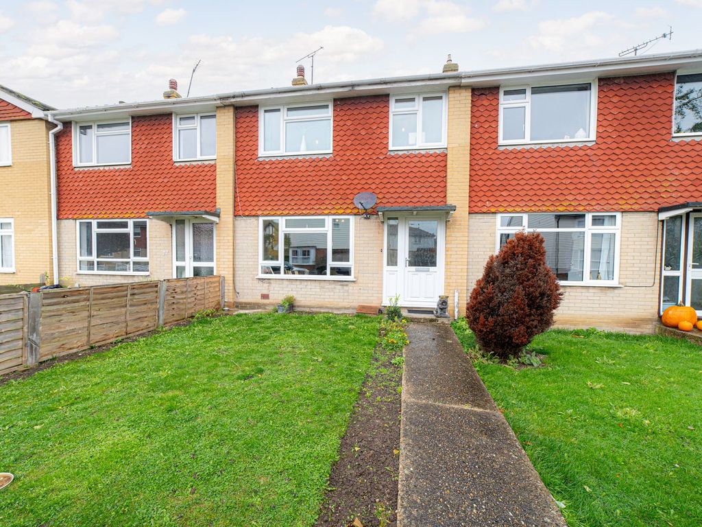 3 bed terraced house for sale in Glebe Way, Whitstable CT5, £350,000