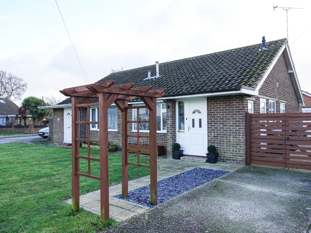 2 Bed Semi Detached Bungalow For Sale In Lodsworth Road Bognor Regis