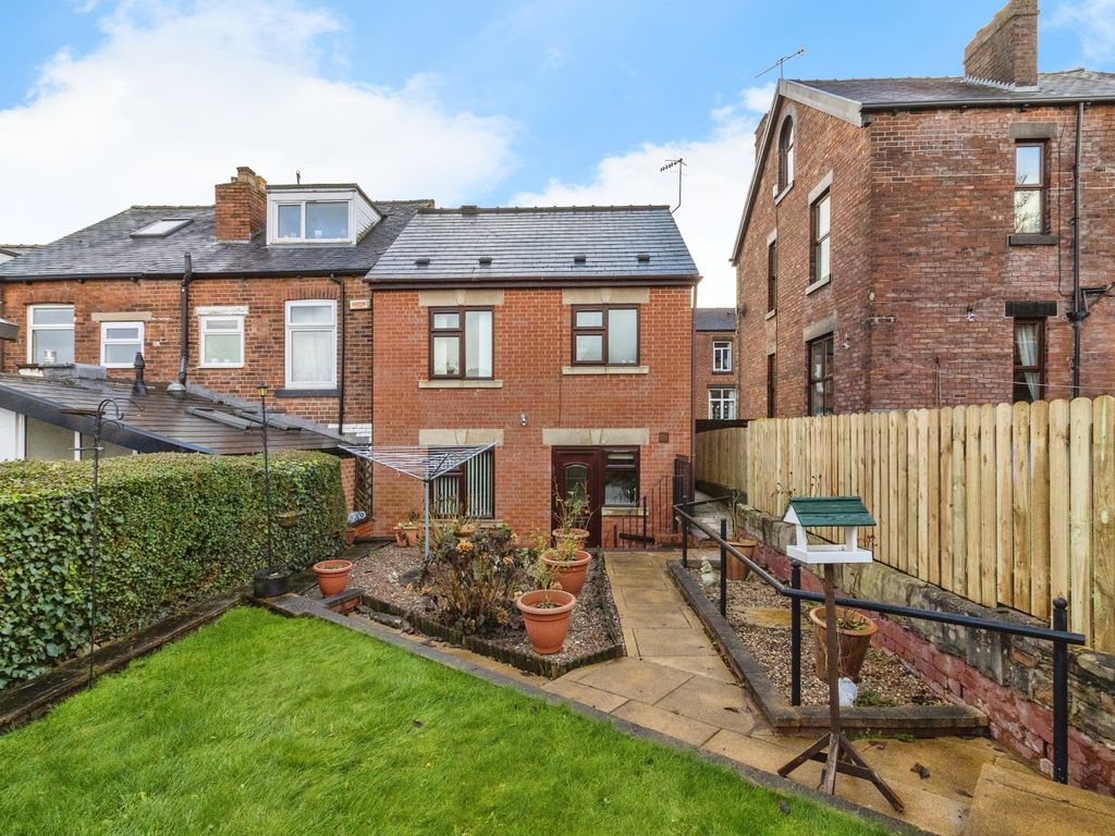 3 bed detached house for sale in Ball Road, Sheffield, South Yorkshire S6, £200,000 Zoopla