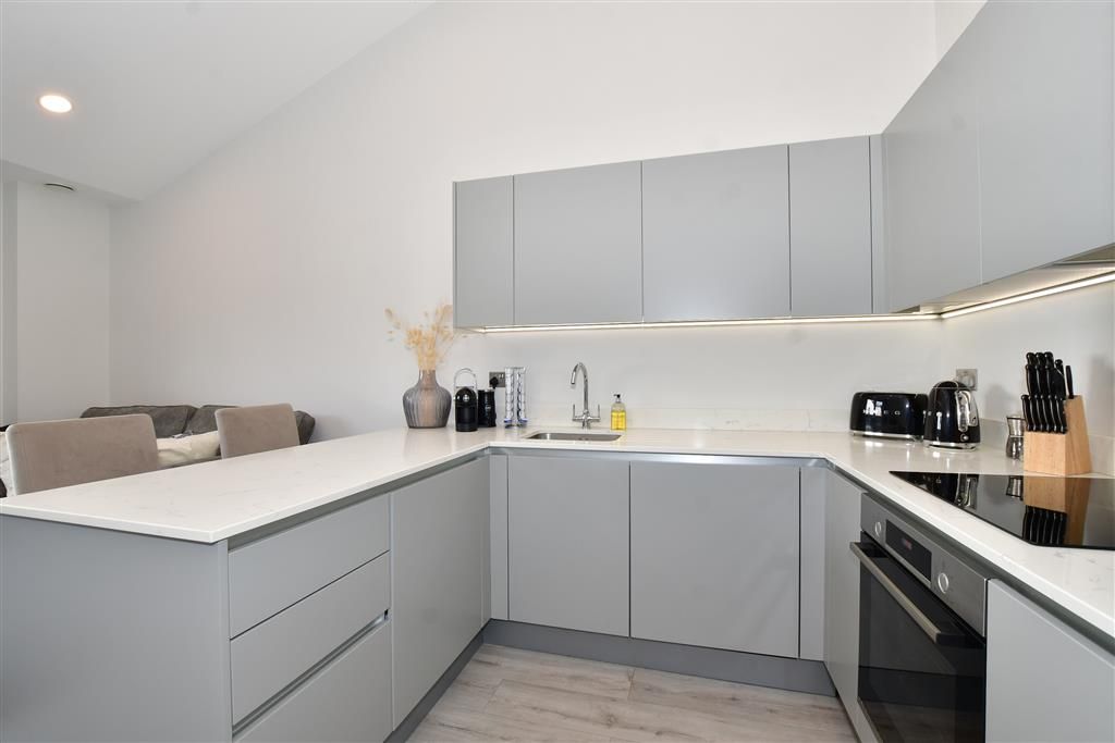 1 bed for sale in Edward Road, Coulsdon, Surrey CR5 Zoopla