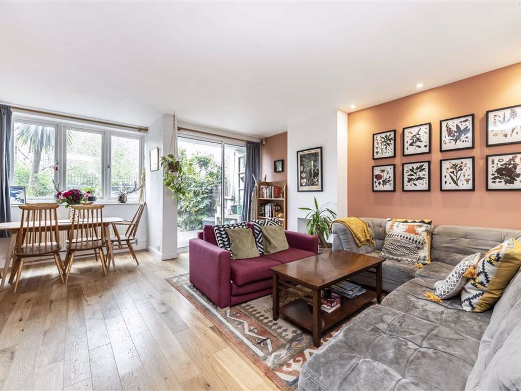 Stepney Green, London E1  