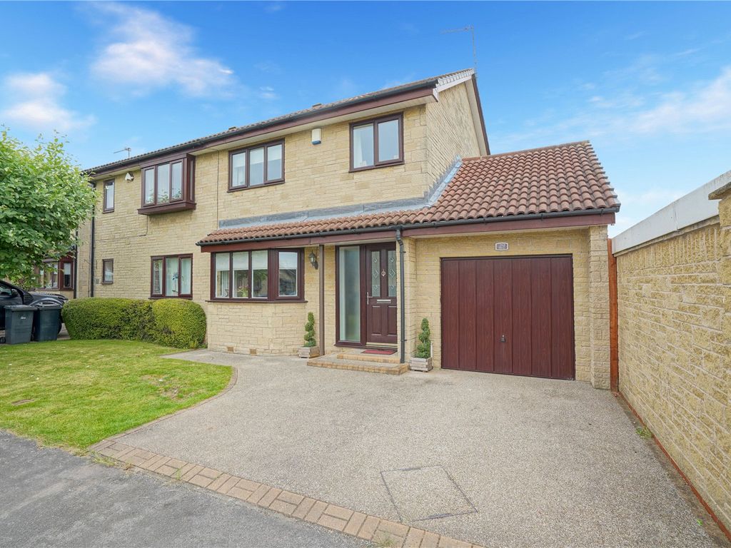 3 bed semidetached house for sale in Sorby Way, Wickersley, Rotherham