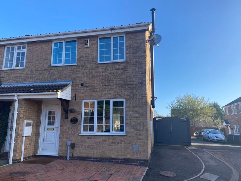 3 bed semidetached house to rent in East Rising, Wootton, Northampton