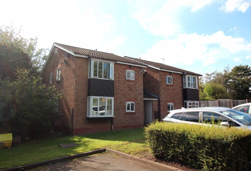 1 bed flat for sale in Ragees Road, Kingswinford DY6, £85,000 Zoopla