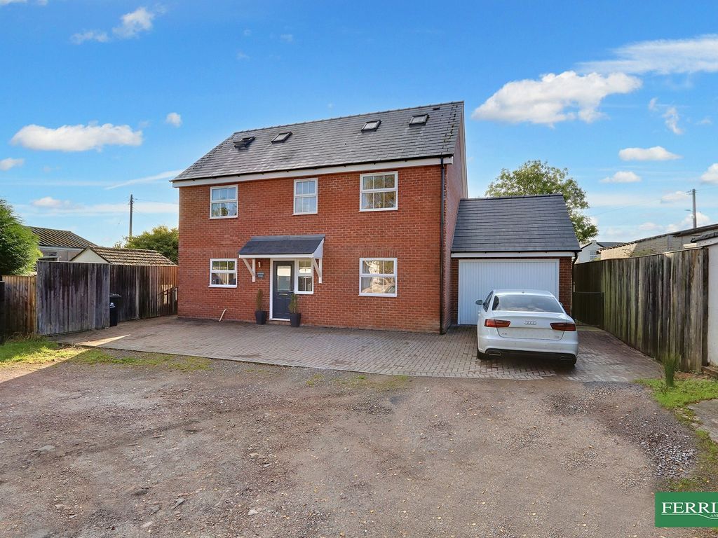 4 bed detached house for sale in Blue Rock Crescent, Bream, Lydney