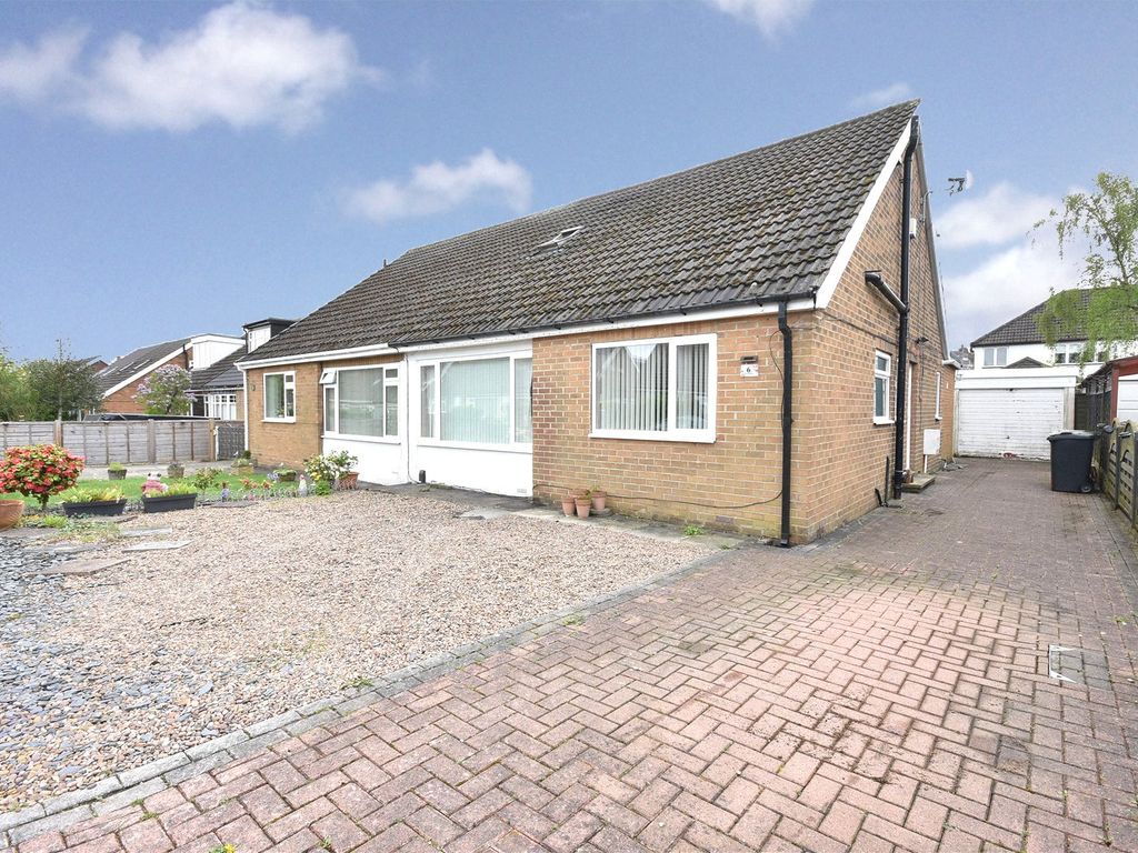 3 bed bungalow for sale in Red Hall Drive, Leeds, West Yorkshire LS14