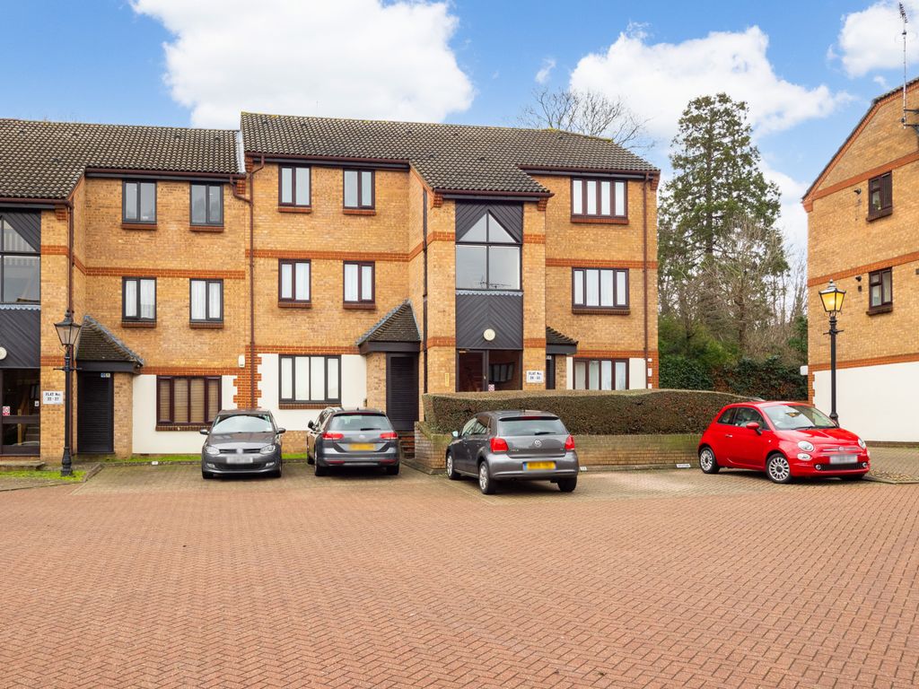 1 bed flat for sale in Kirk Rise, Sutton SM1 - Zoopla