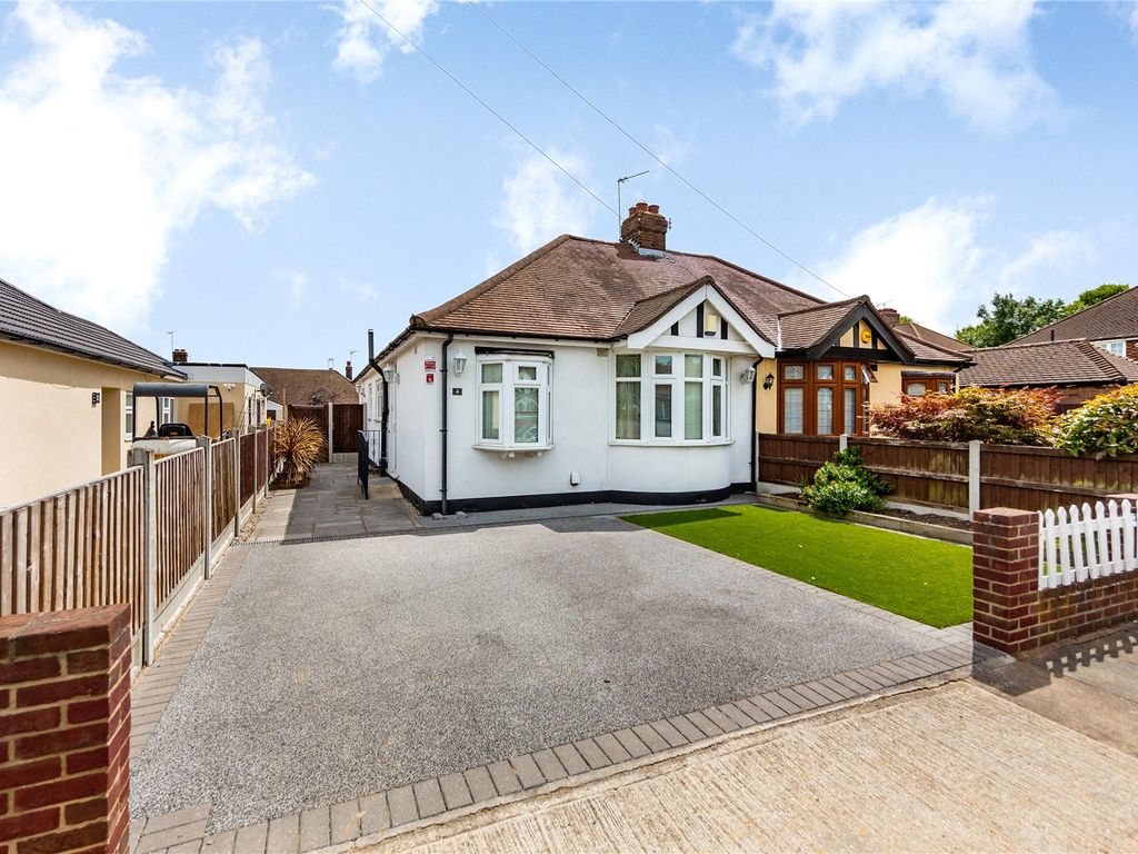 2 bed bungalow for sale in St. Albans Avenue, Upminster RM14 Zoopla