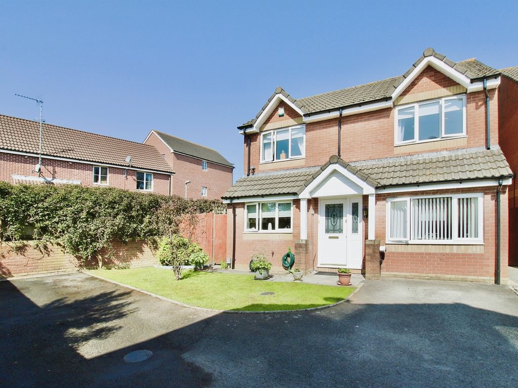 4 bed detached house for sale in Mitchell Close, St. Mellons, Cardiff