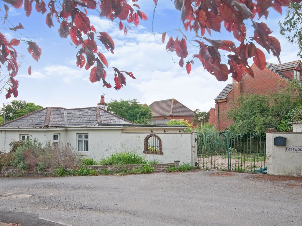 2 bed detached bungalow for sale in Dittons Road, Stone Cross, Pevensey