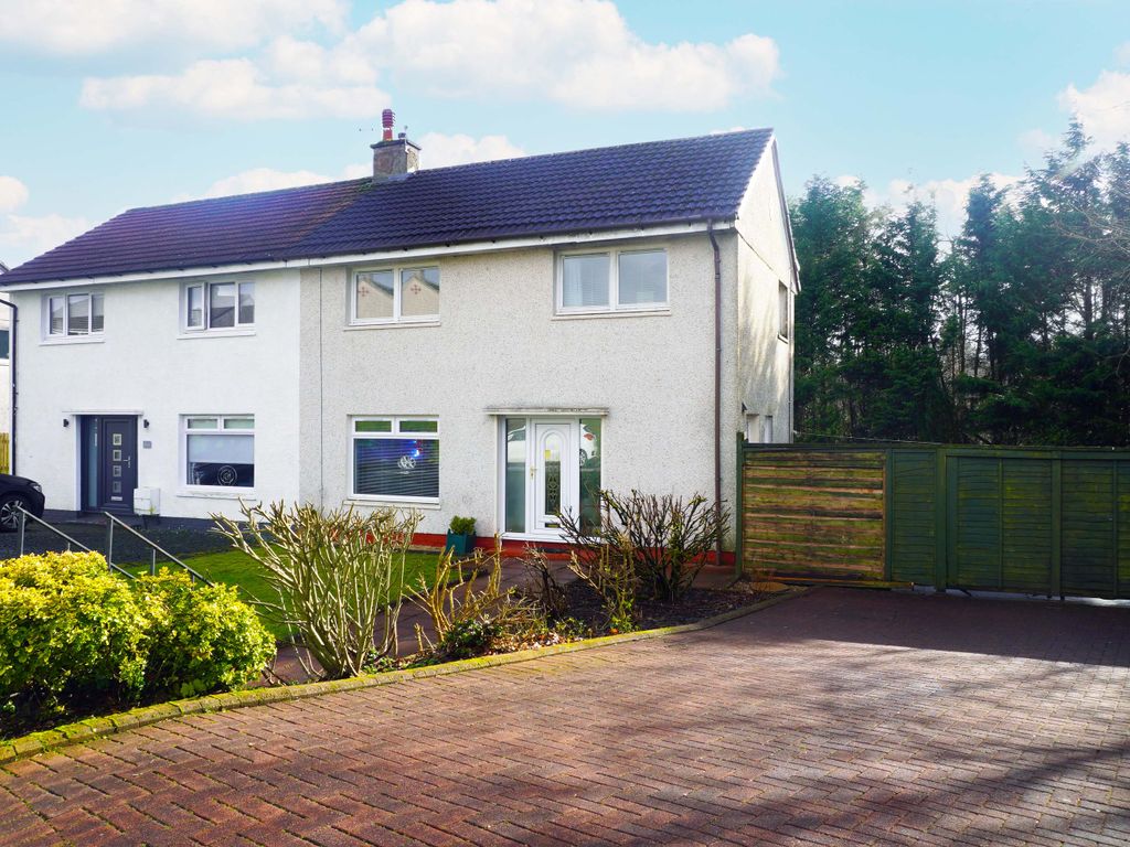 3 bed semidetached house for sale in Whitehills Drive, The Murray