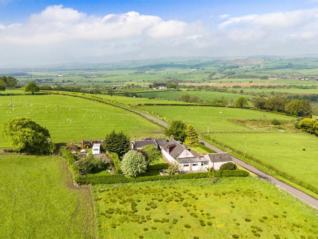 3 bed detached house for sale in Langmuir Of Auchengree, Auchengree