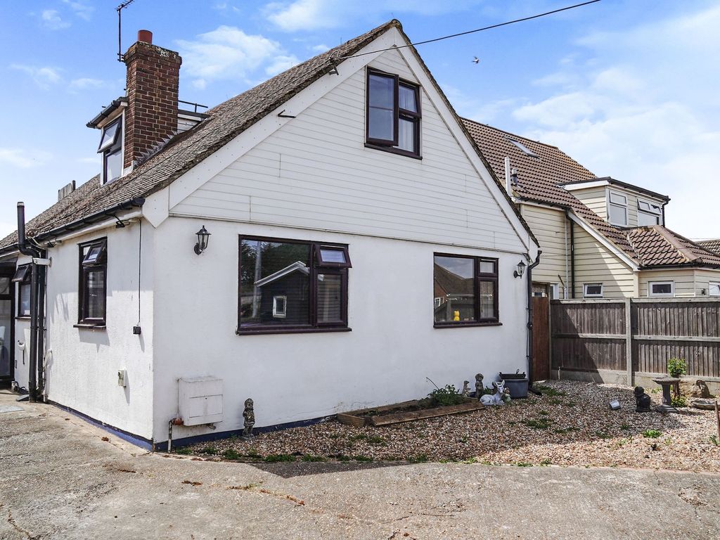 5 bed detached house for sale in Dunes Road, Greatstone TN28 Zoopla