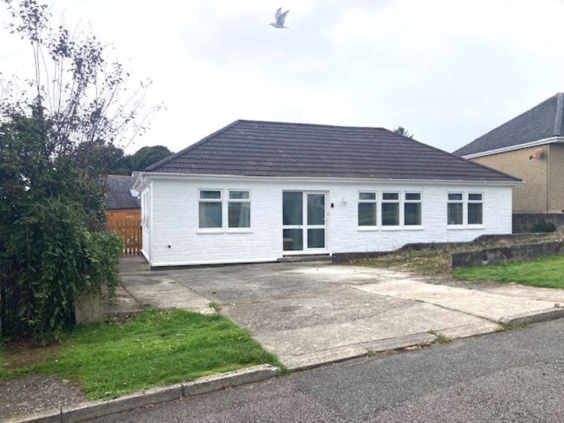 3 bed bungalow for sale in Margaret Avenue, St. Austell PL25, £275,000