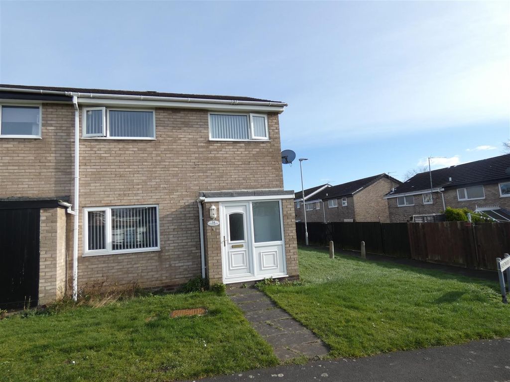 3 bed terraced house for sale in Brentwood Close, Holywell, Whitley Bay