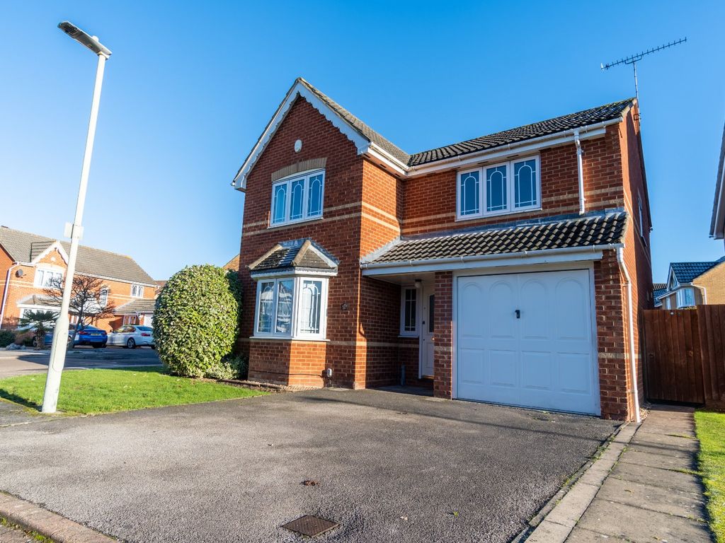 4 bed detached house for sale in Marguerite Way, Stortford