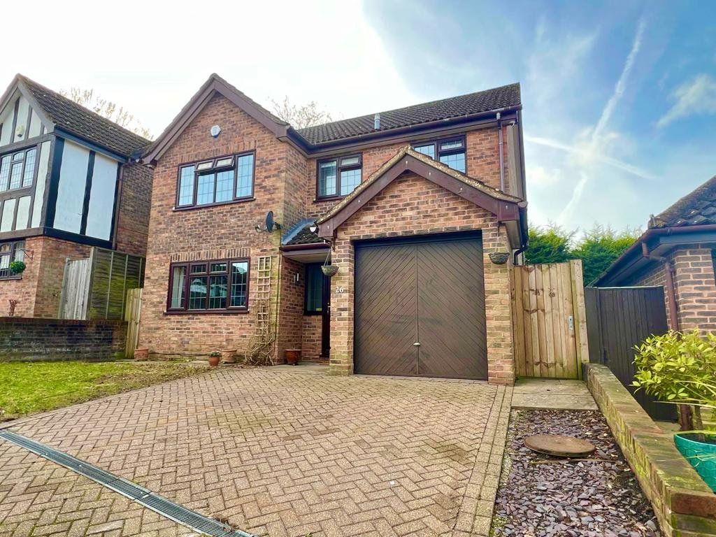 4 bed detached house for sale in Peel Avenue, Frimley, Camberley GU16