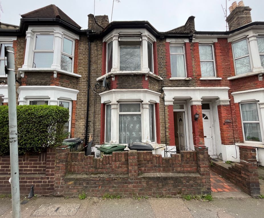 3 bed terraced house for sale in 85 Chingford Road, Walthamstow, London