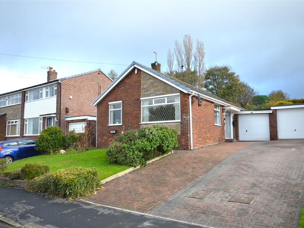 2 bed detached bungalow for sale in Salisbury Drive, Dukinfield SK16, £