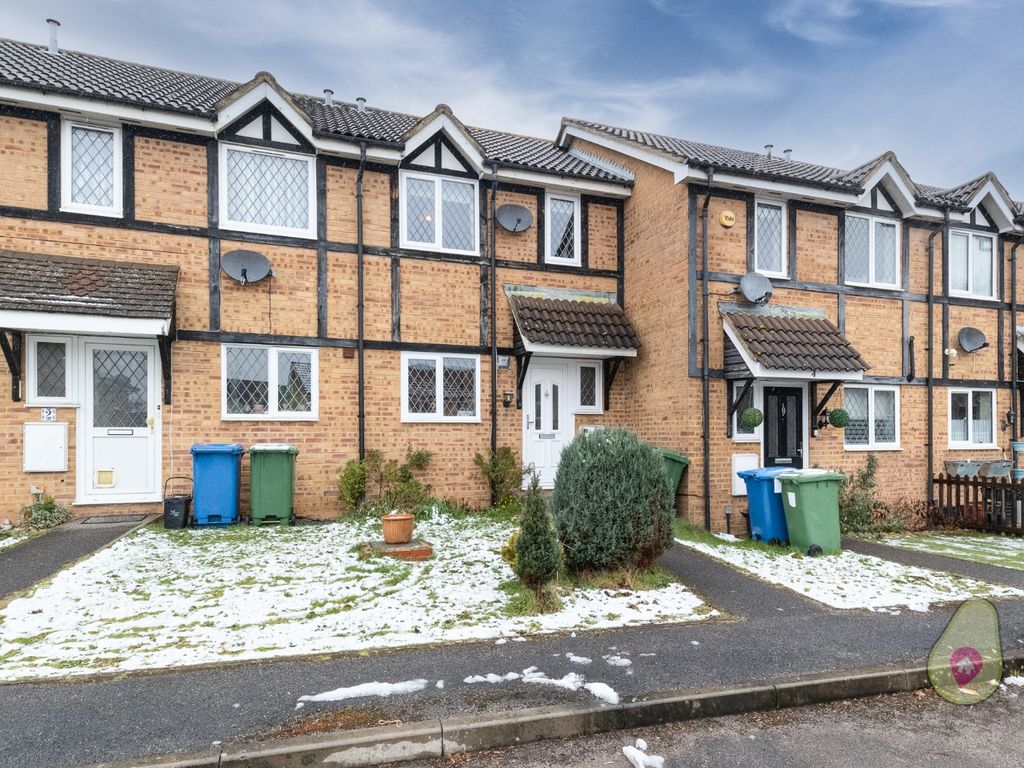 3 bed terraced house for sale in Simmonds Close, Amen Corner, Berkshire