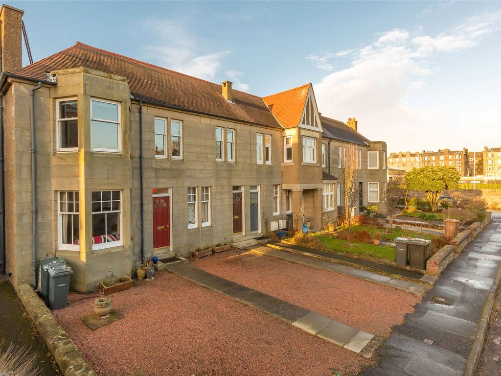 Warriston Grove, Inverleith, Edinburgh EH3  