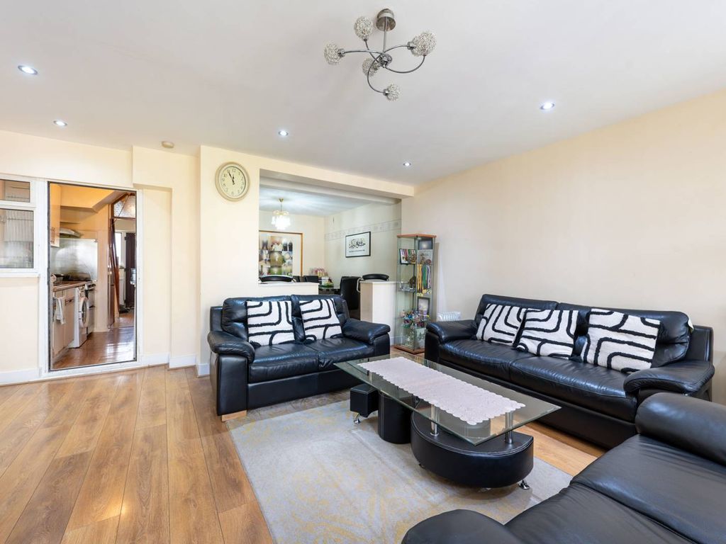 3 bed end terrace house for sale in Coniston Avenue, Perivale