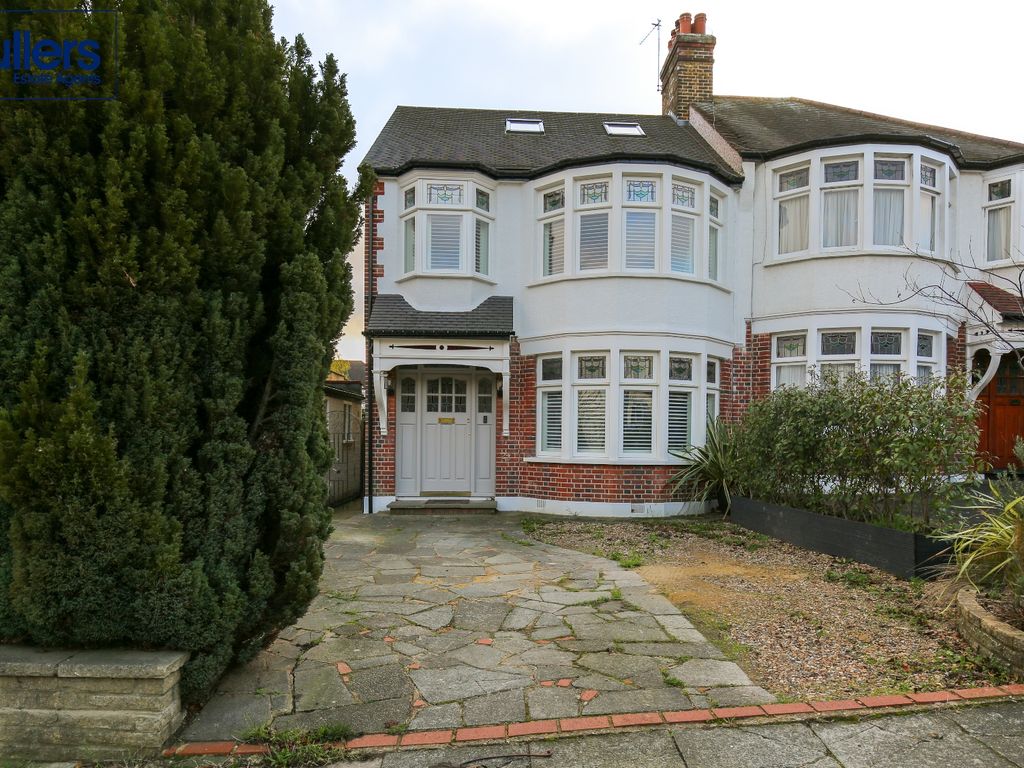 Beechdale, Winchmore Hill N21  